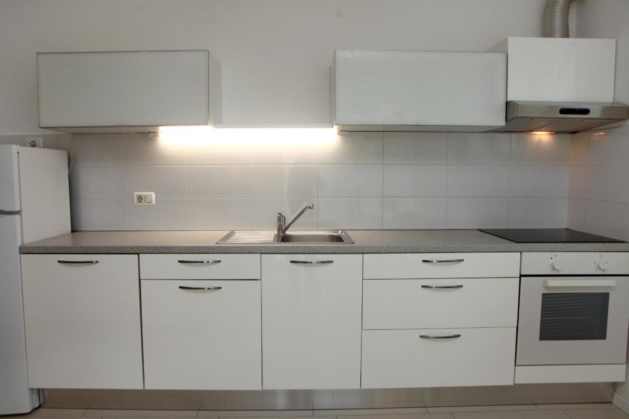 Homey Retreat Lure Koper