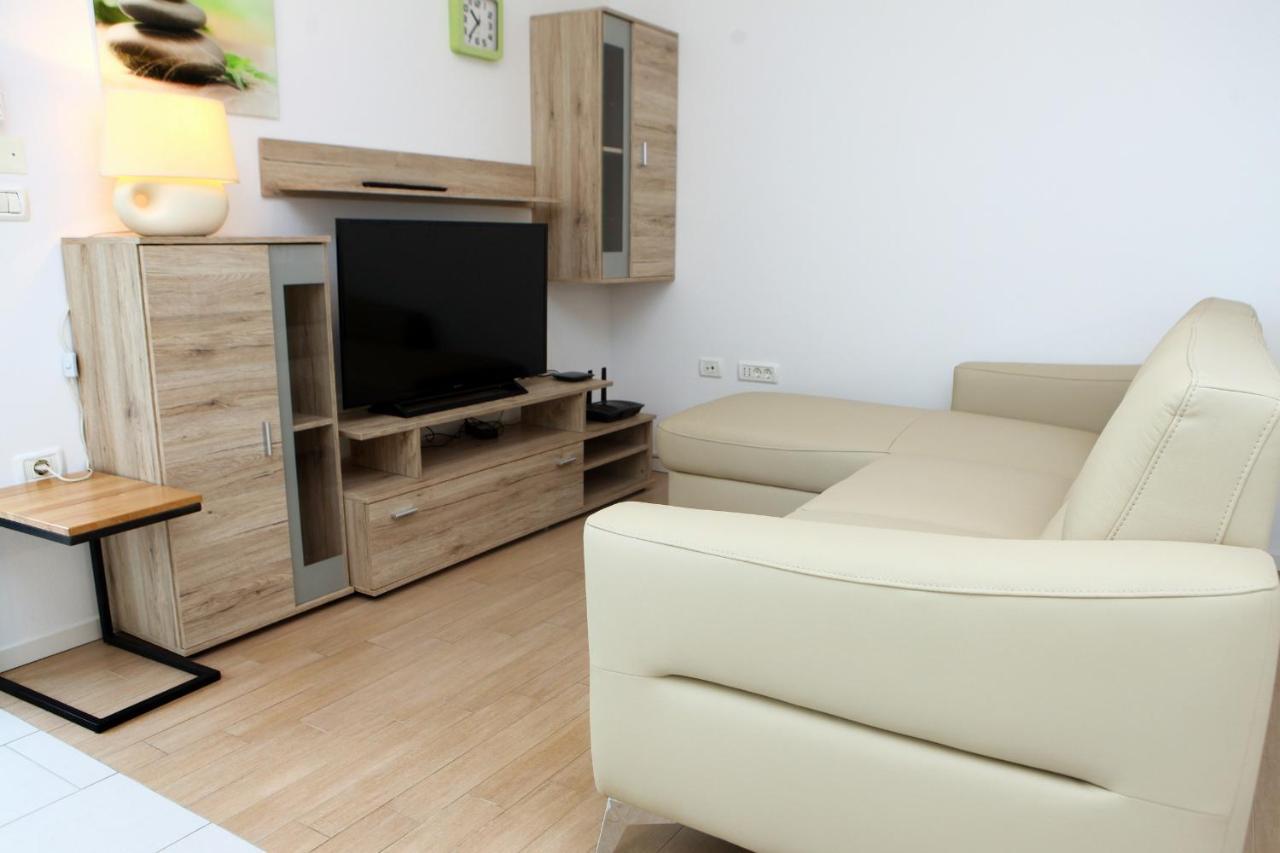 Homey Retreat Lure * Koper