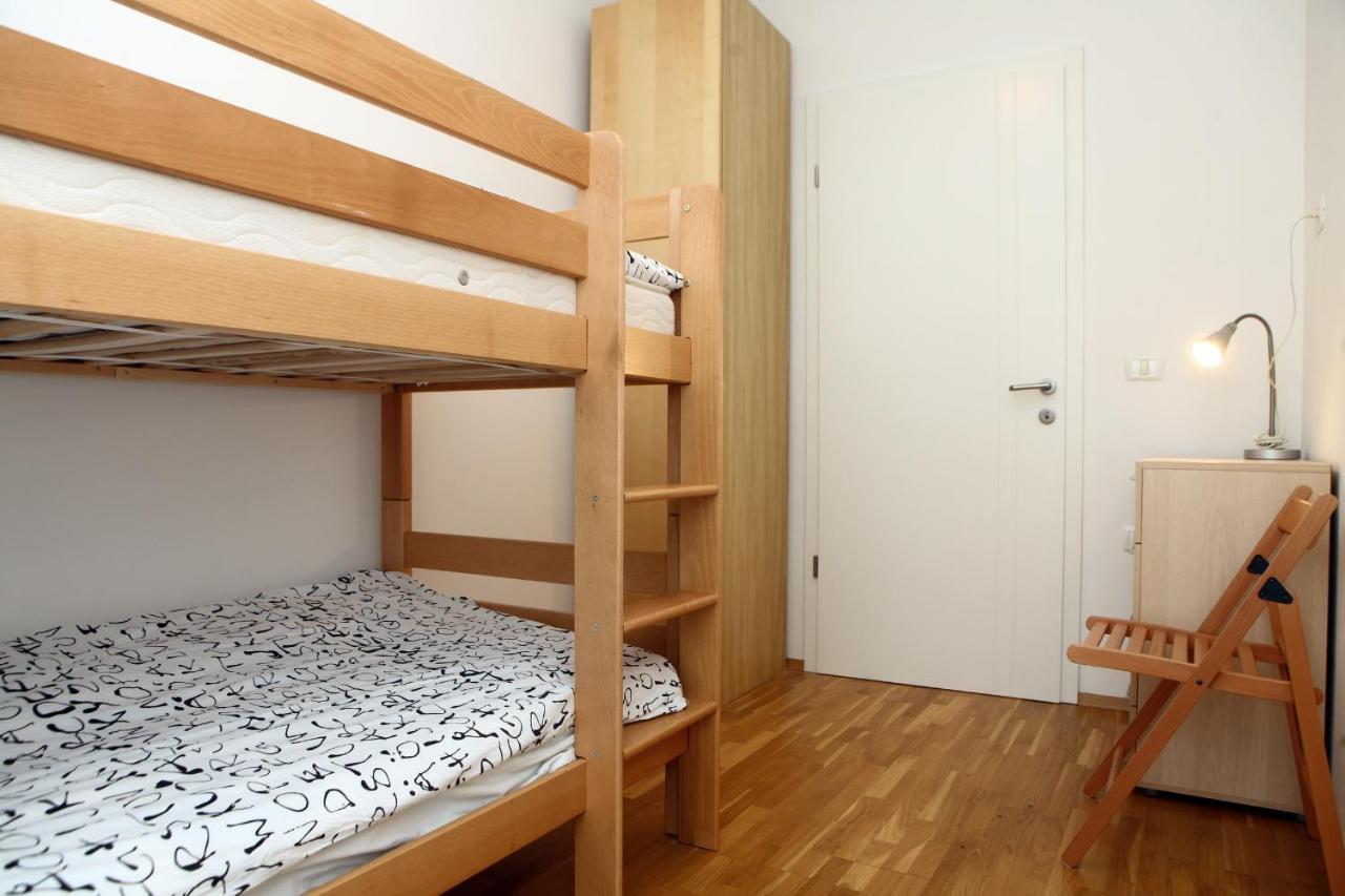Apartment Homey Retreat Lure *