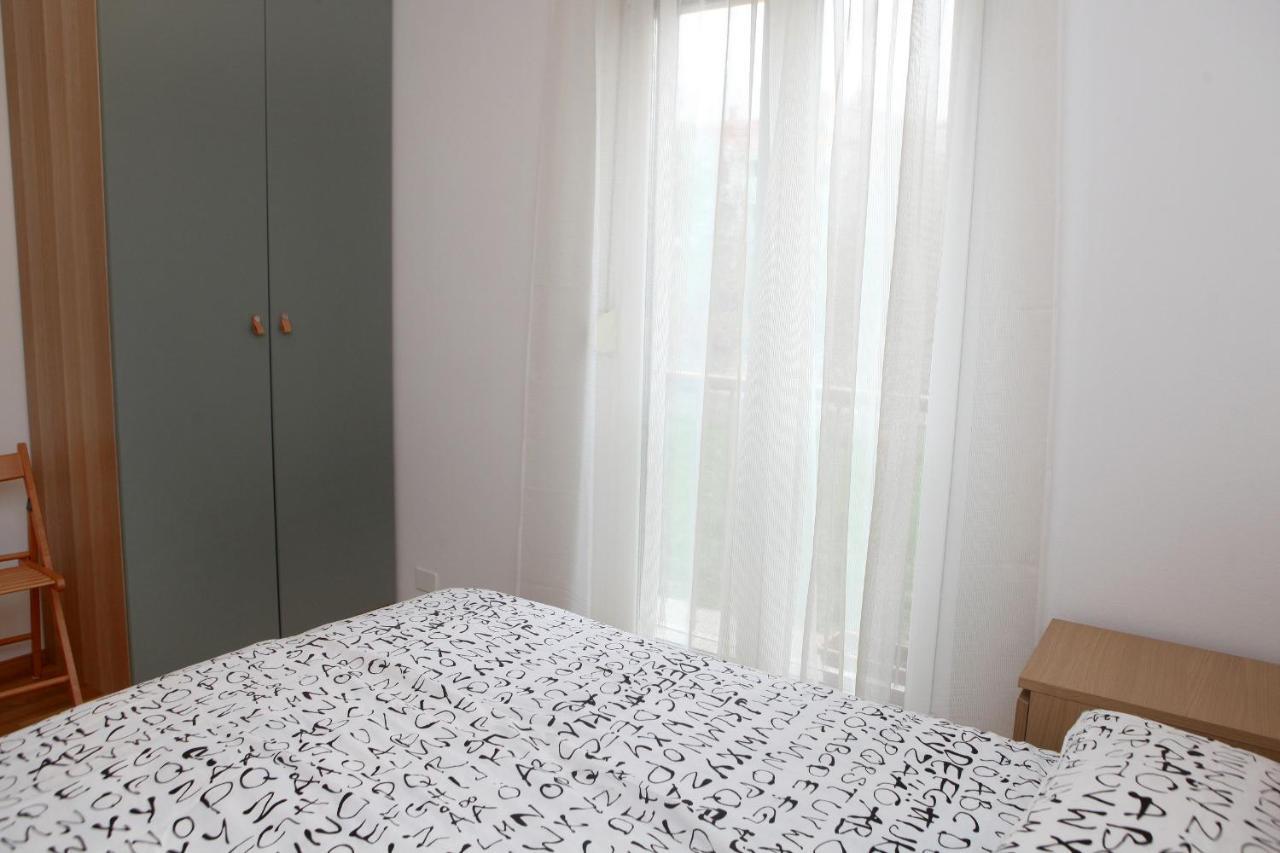 Apartment Homey Retreat Lure