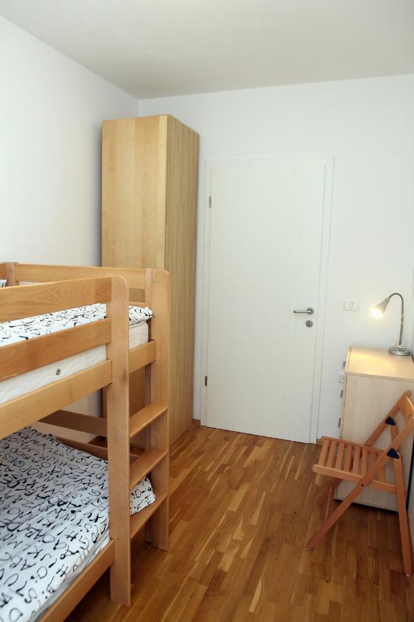 Apartment Homey Retreat Lure *